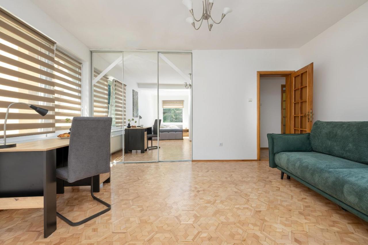 Bright & Spacious Family Apartment In Miedzyzdroje With Parking And 3 Balconies By Noclegi Renters Bagian luar foto