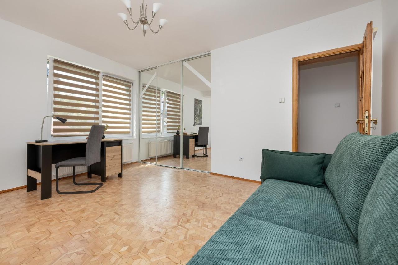 Bright & Spacious Family Apartment In Miedzyzdroje With Parking And 3 Balconies By Noclegi Renters Bagian luar foto